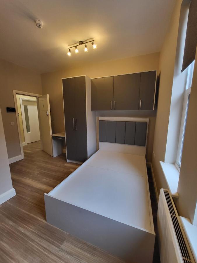 Sands House - Luxury Modern Studios With Secure Parking In Epsom, Surrey Номер фото